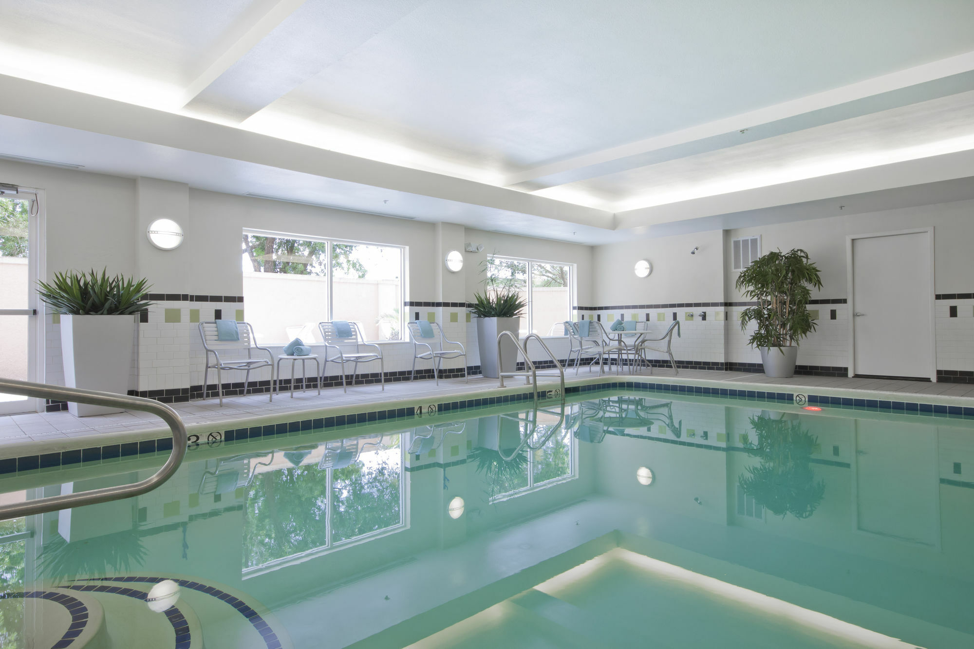 Comfort & Hotel Houma